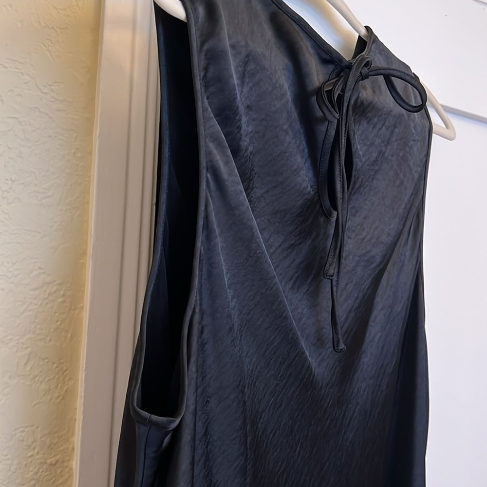 Brand New with Tags! Elegant Gap Black Satin Highneck Sleeveless Dress - Picture 5 of 7